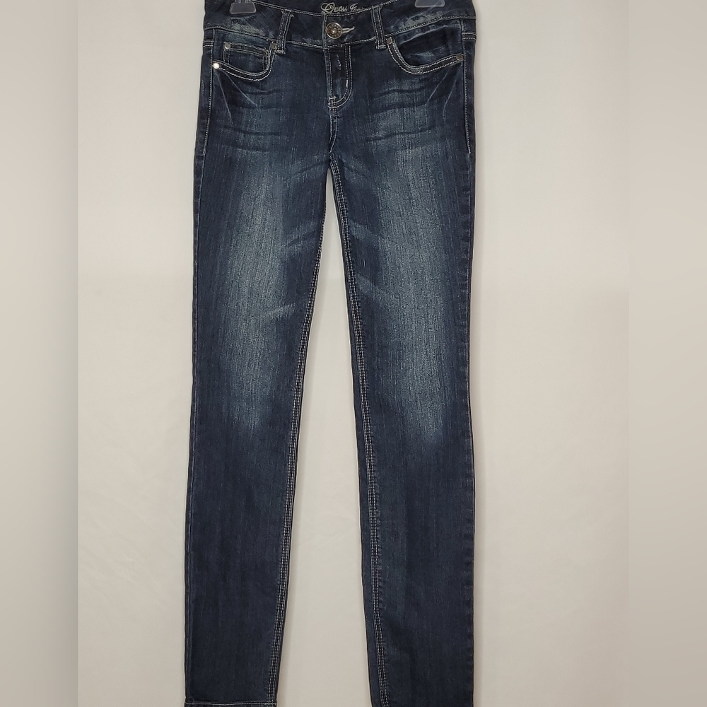 Guess Daredevil Low-Rise Skinny Jeans - Size 27